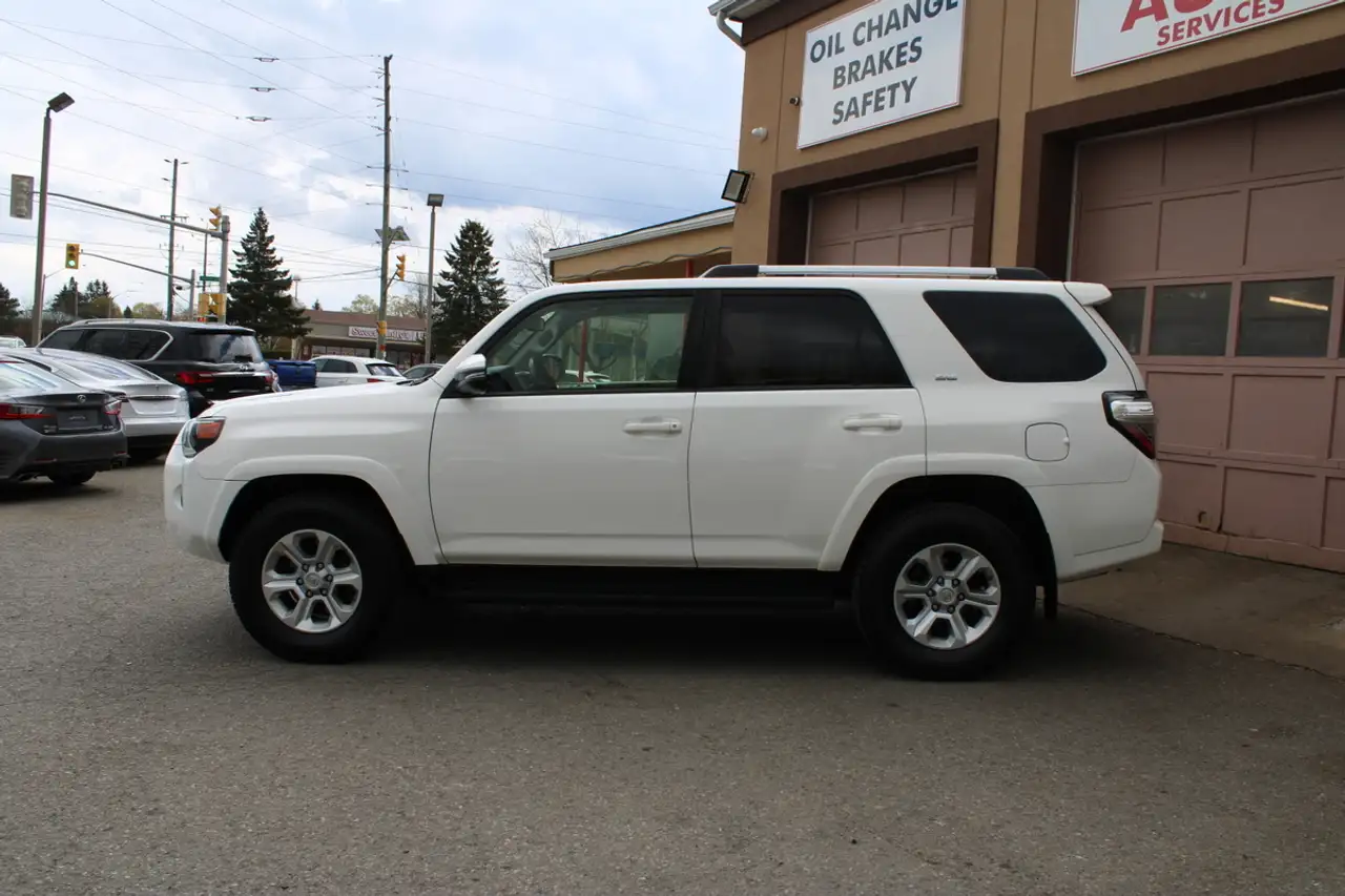 Toyota 4-Runner снимка Toyota 4-Runner