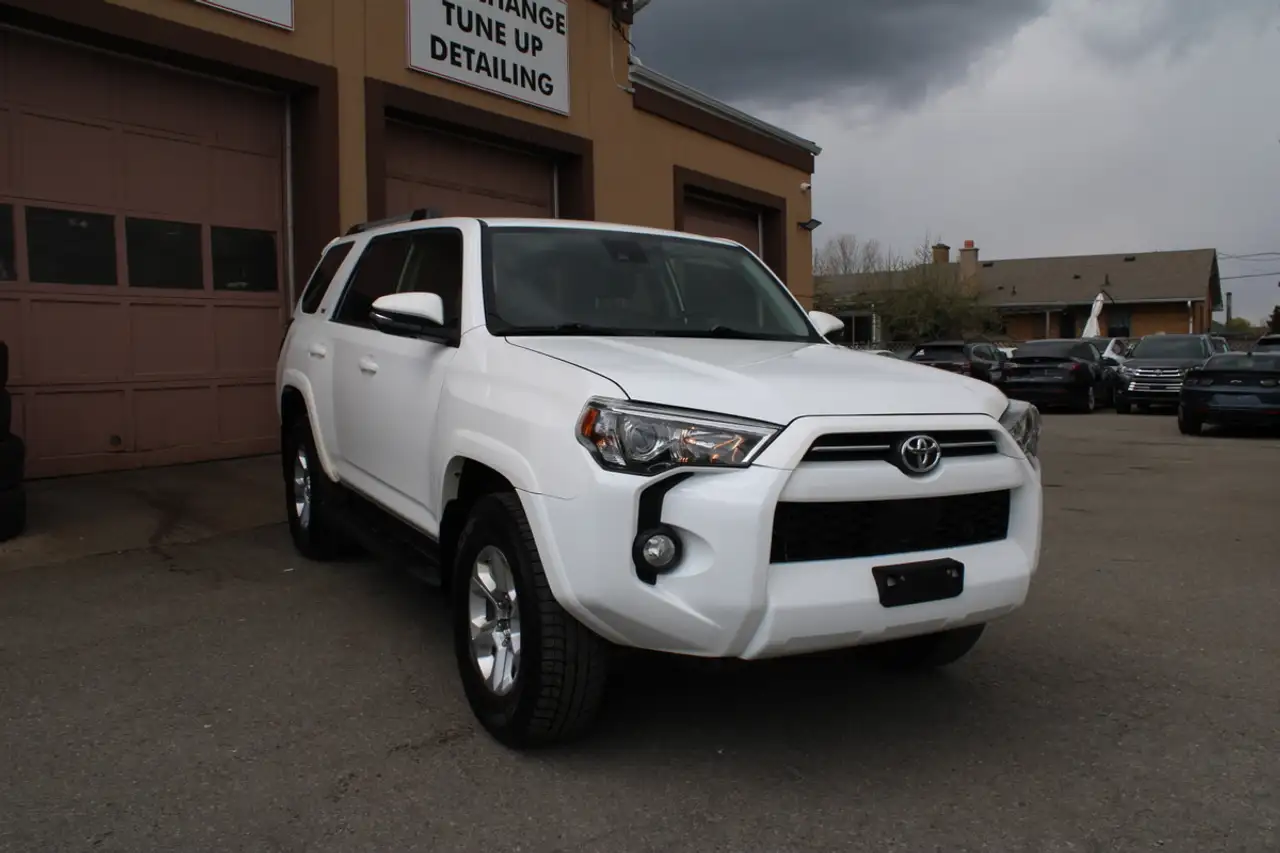 Toyota 4-Runner снимка Toyota 4-Runner