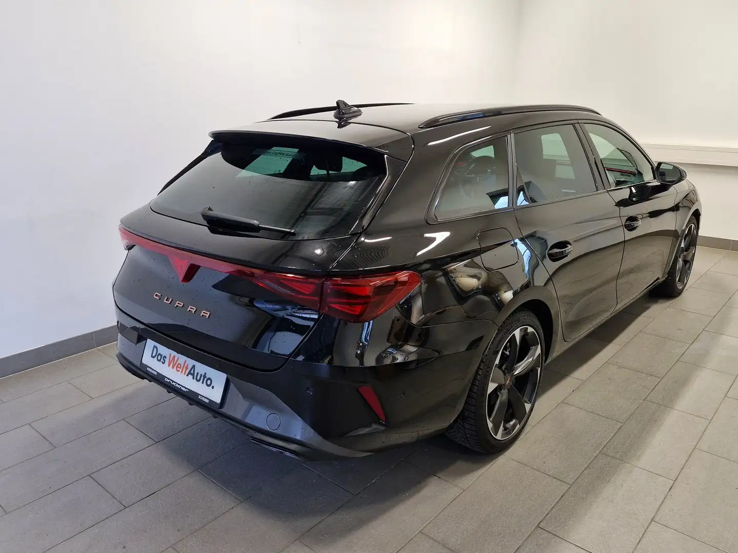 CUPRA Leon 2.0 TDI DSG 150 PS Schwarz - 2