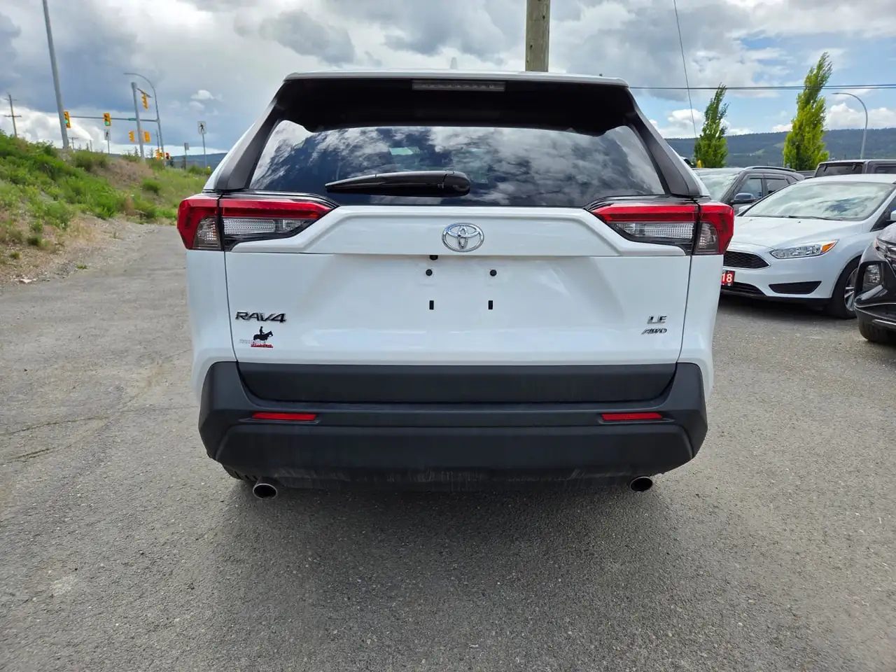 Toyota RAV 4 снимка Toyota RAV 4
