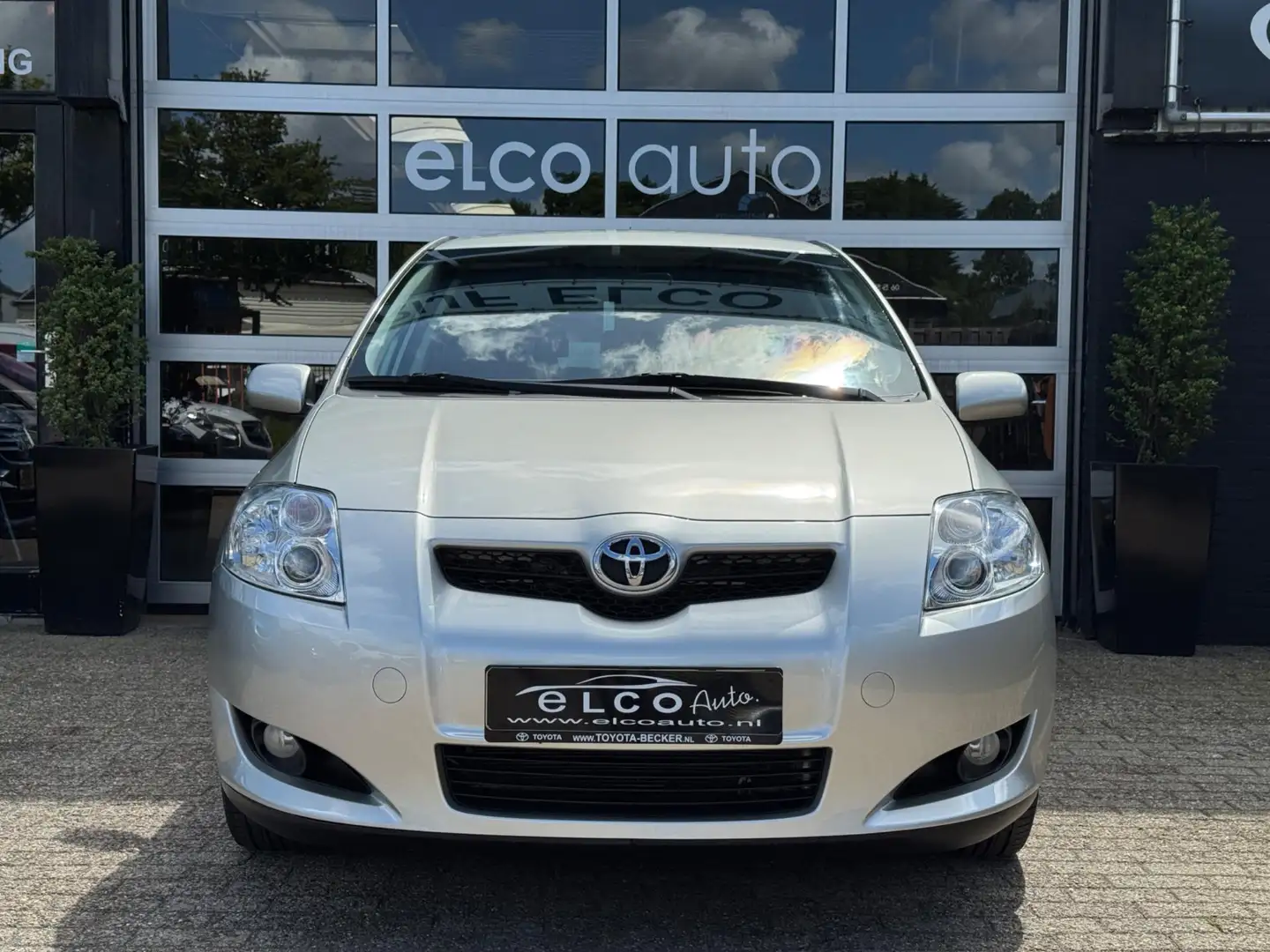 Toyota Auris 1.6-16V Sol / 1ste eigenaar Gris - 2
