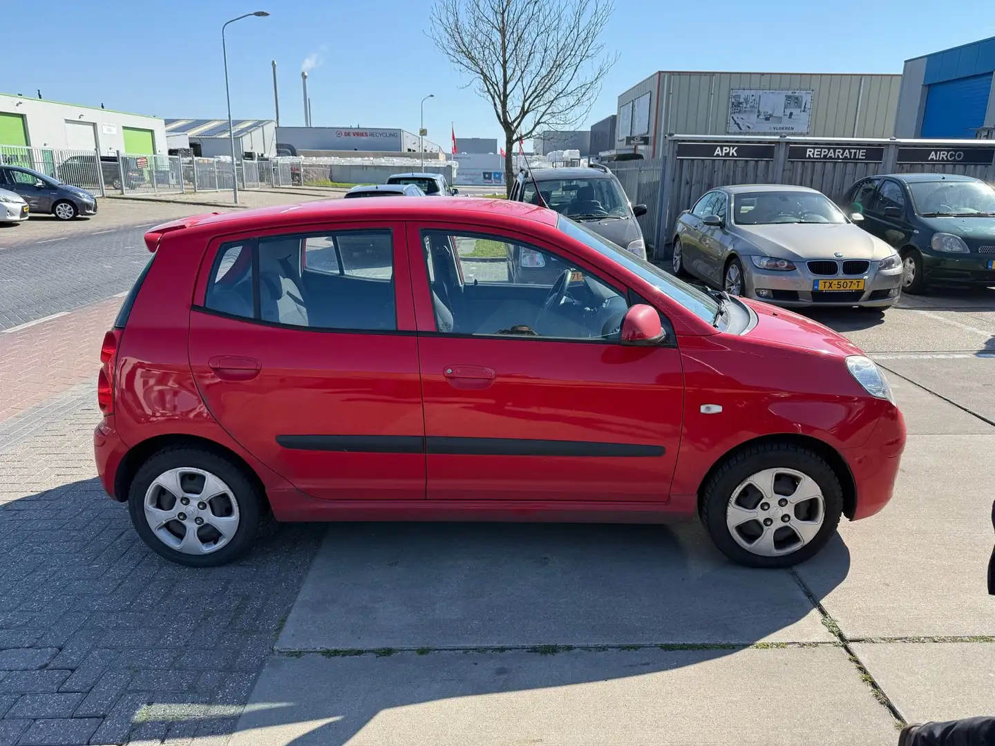 Kia Picanto 1.0 Seven Rood - 2