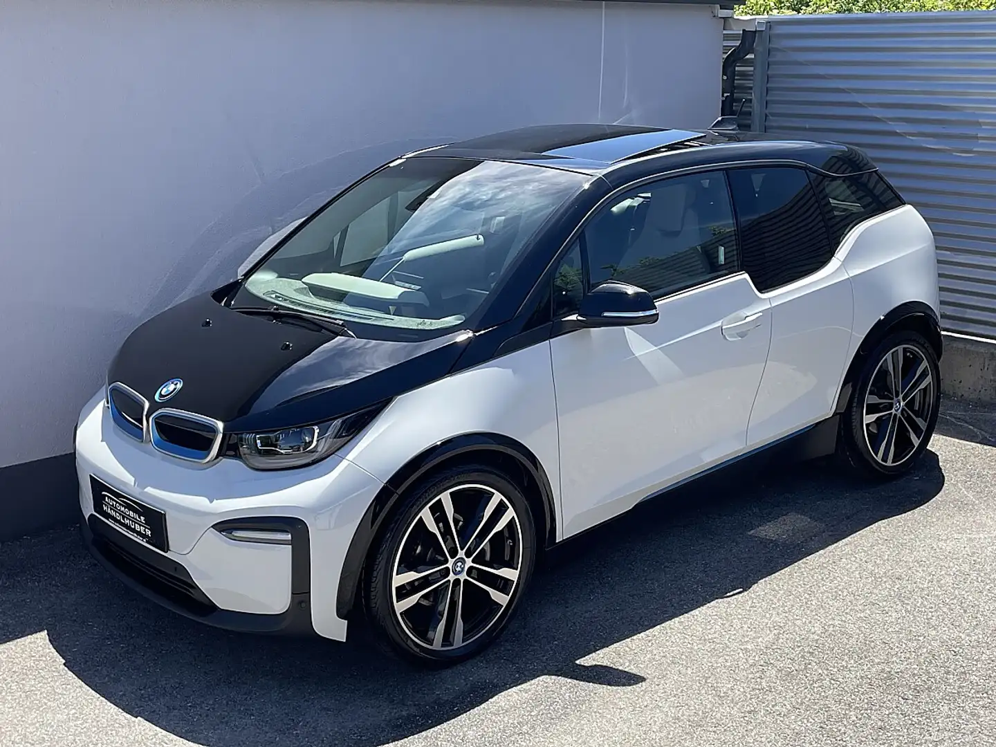BMW i3 42,2kWh SPORTPAKET/PANO/LOFT/ACC/HIFI/KOMFORT/A... Weiß - 2