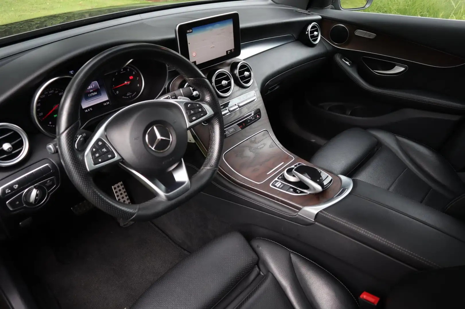 Mercedes-Benz GLC 350 350e 4MATIC B. Solution AMG Aut. | 63S AMG Uitgevo Brązowy - 2