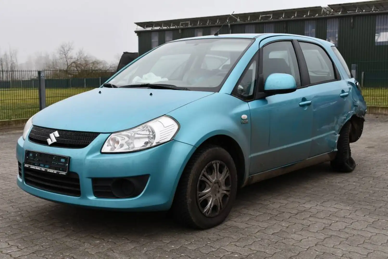 Suzuki SX4 1.9 DDIS 4x2 Club Unfallfahrzeug Azul - 1