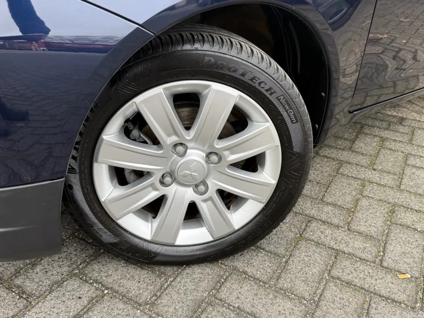 Mitsubishi Colt 1.3 Edition Two Bleu - 2