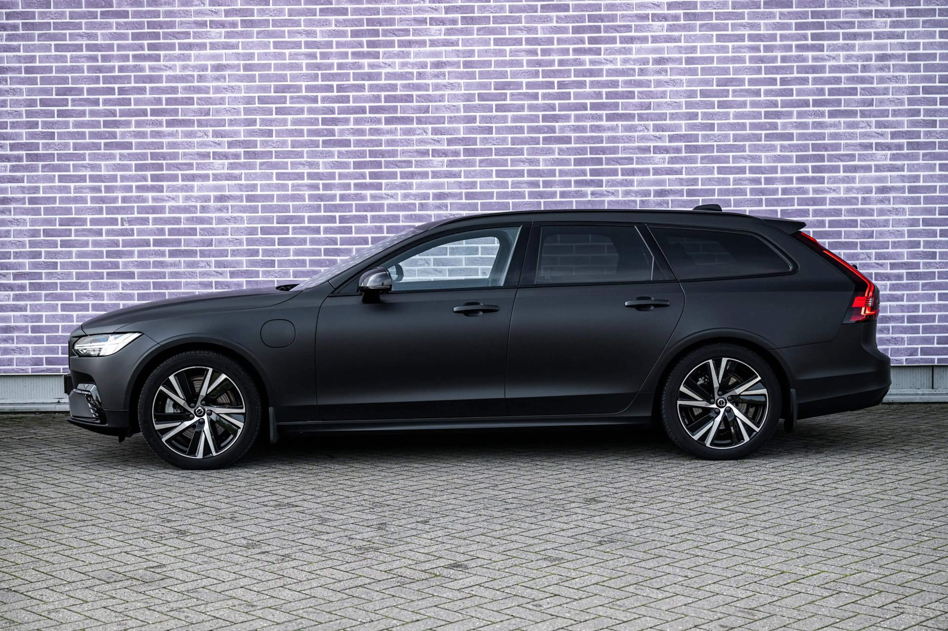 Volvo V90 2.0 T6 Plug-in hybrid AWD Plus Dark | Adaptieve Cr — photo 6