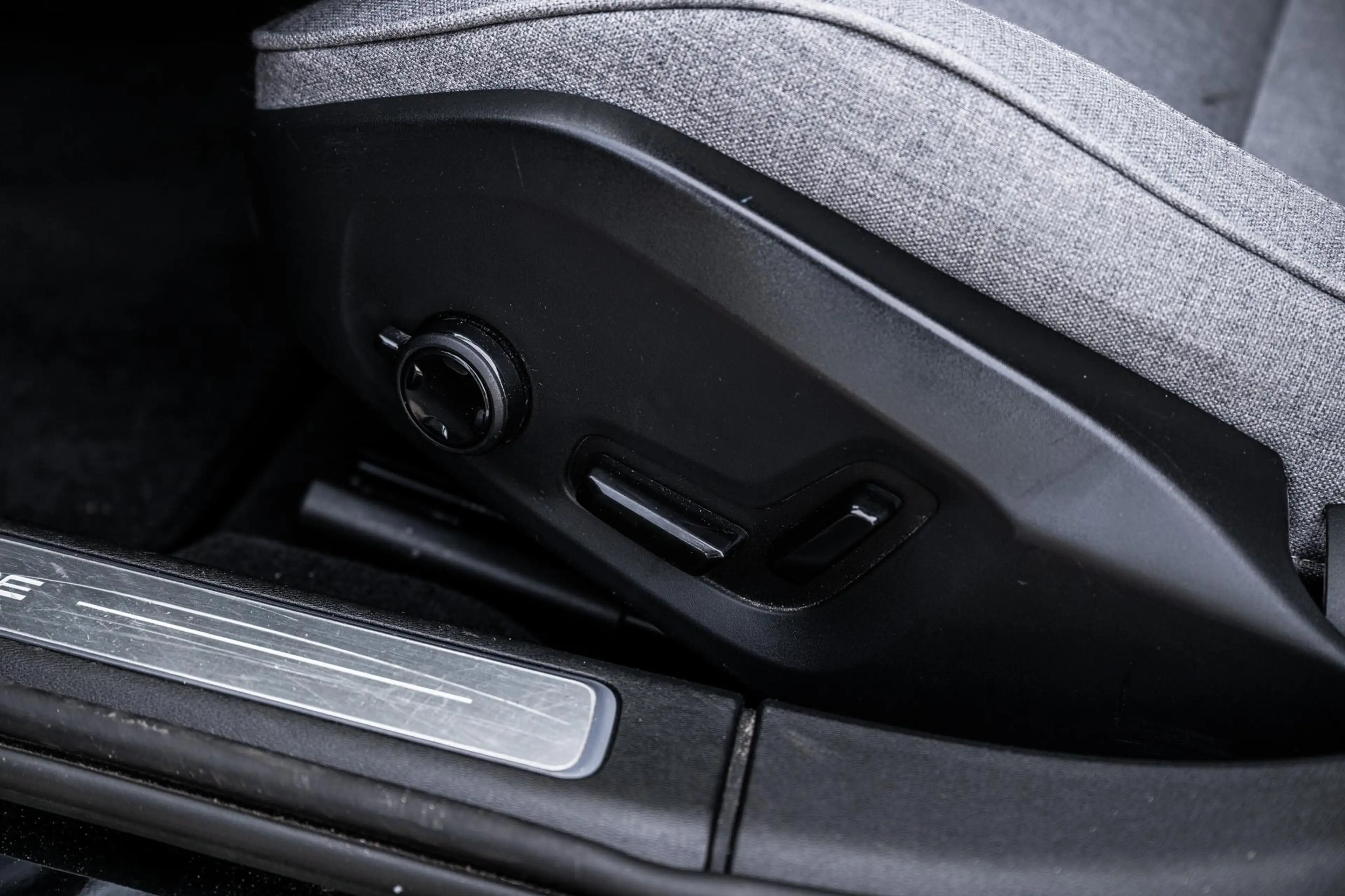 Volvo V90 2.0 T6 Plug-in hybrid AWD Plus Dark | Adaptieve Cr — photo 9