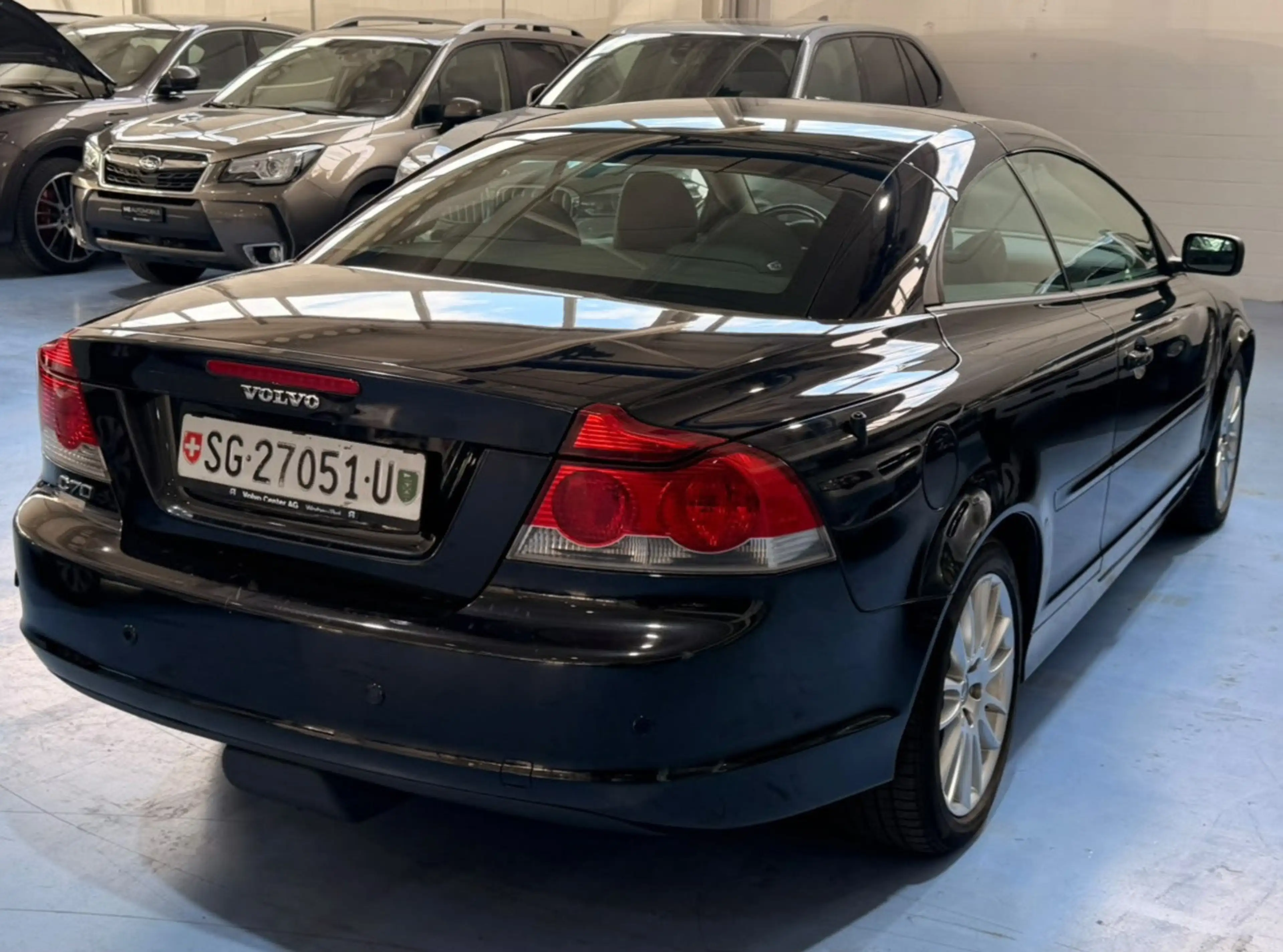 Volvo C70 Convertible 2.4 Momentum Zwitsers 1eign, netto € 9 — photo 5
