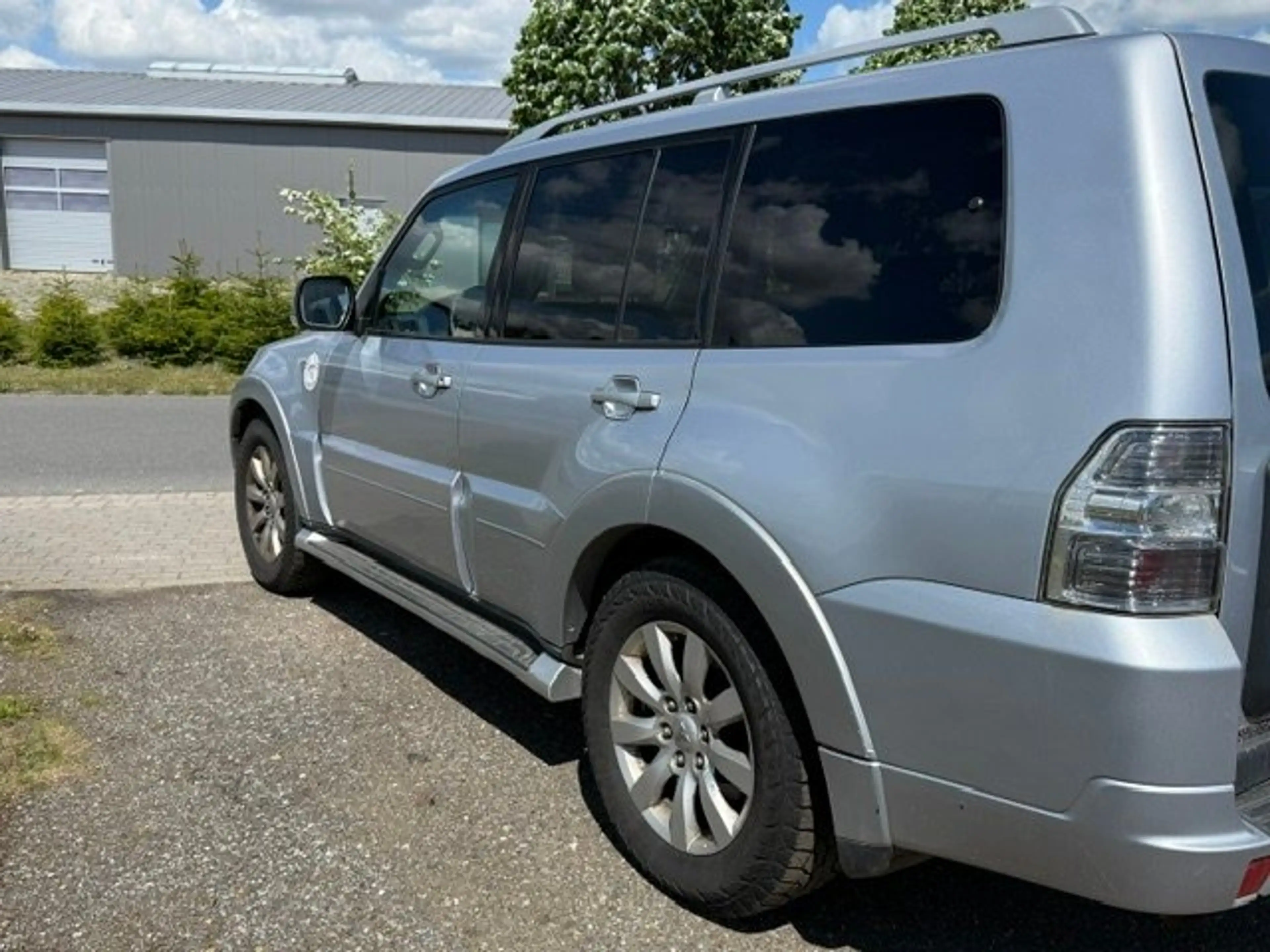 Mitsubishi Pajero 3.2 DI-D Instyle (5-trg.) — photo 5