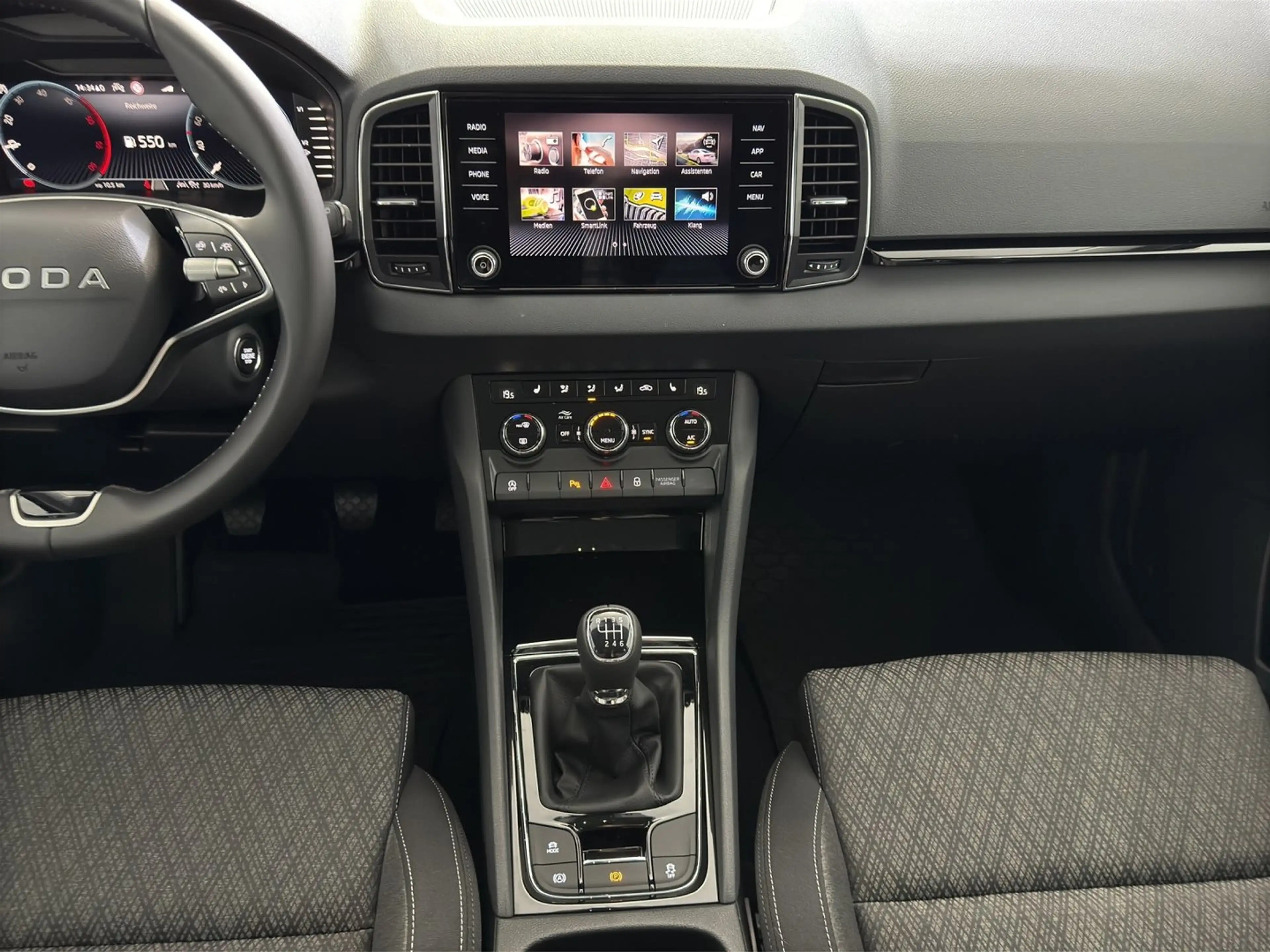 Skoda Karoq Selection TDI — photo 10