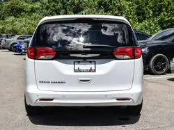 Chrysler Grand Caravan 2024
