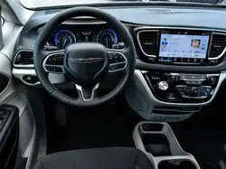 Chrysler Grand Caravan 2024 — фото 16