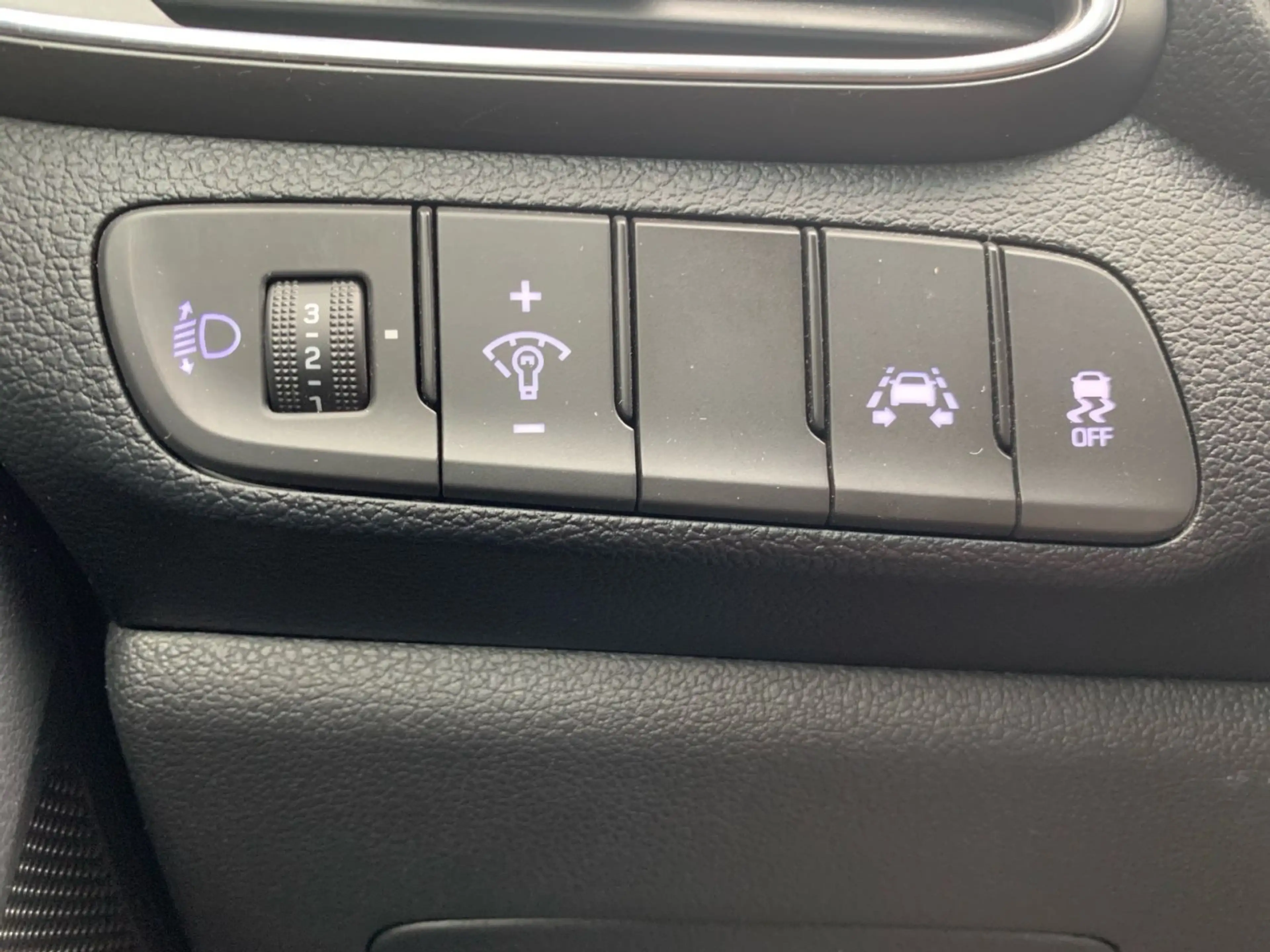 Hyundai i30 1.4 T-GDI Trend Navi Kamera Sitzheizung — photo 11