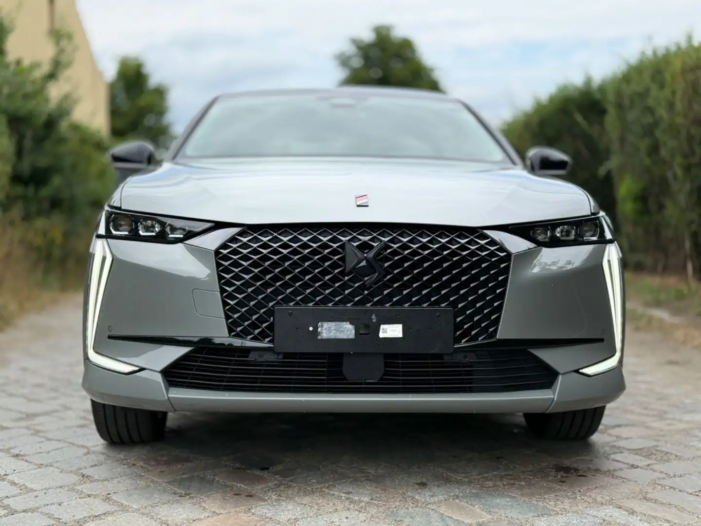 DS Automobiles DS 4 DS 4 Performance Line +*ACC*LED*ALCANTARA* Grau - 2
