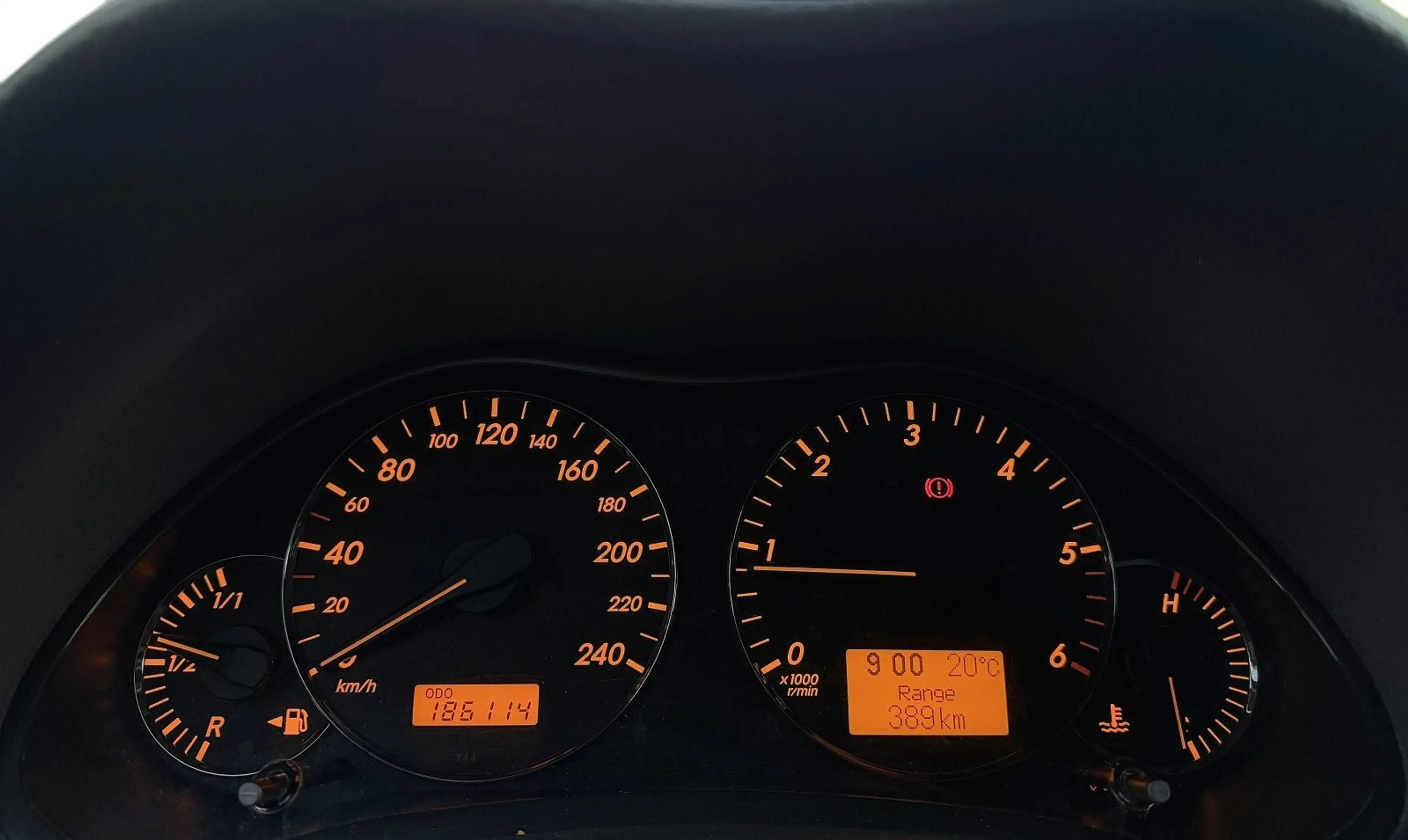 Toyota Avensis 2.2 D-CAT Sol*Top Zustand*Scheckheft* — photo 8