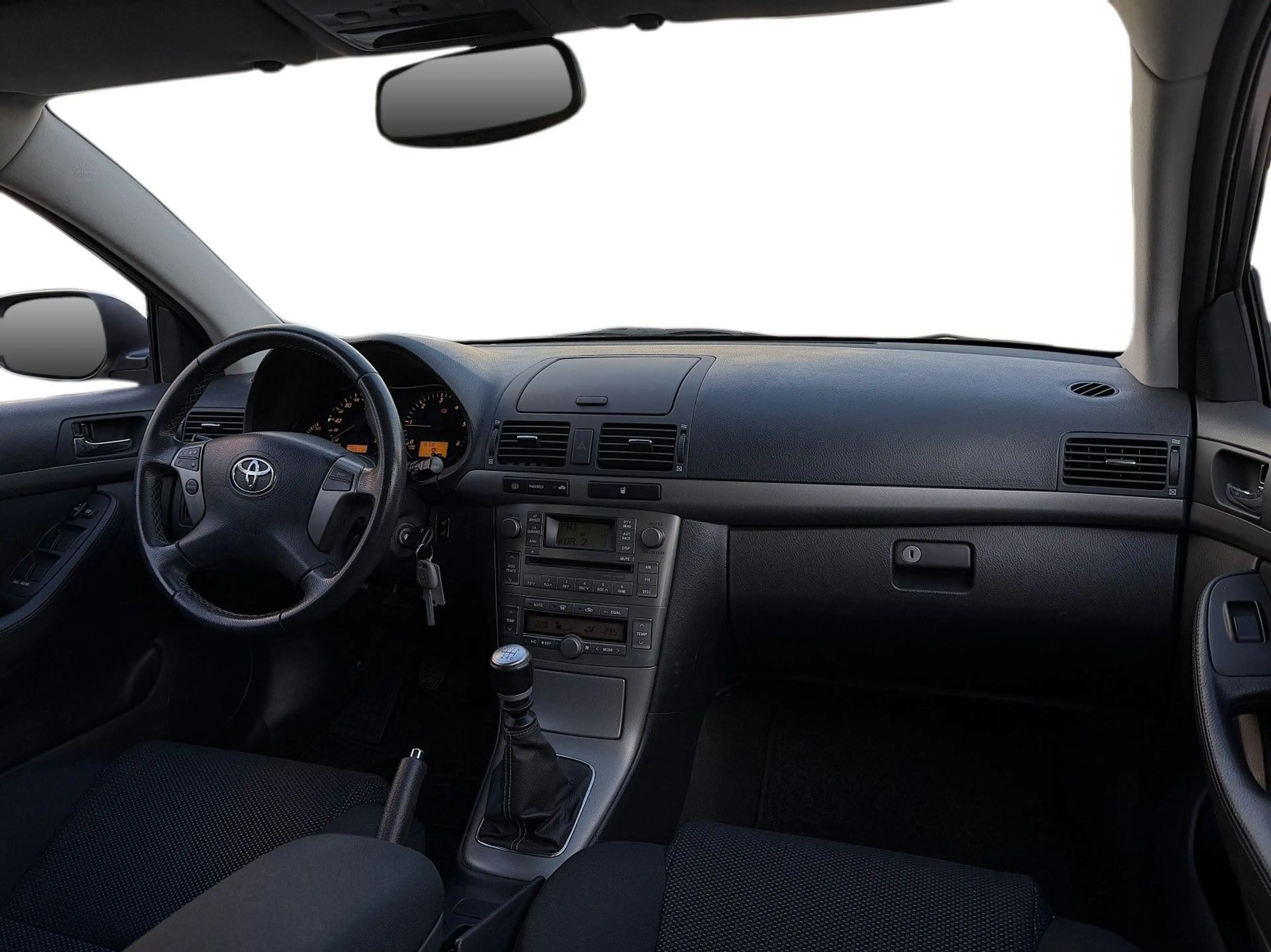 Toyota Avensis 2.2 D-CAT Sol*Top Zustand*Scheckheft* — photo 12