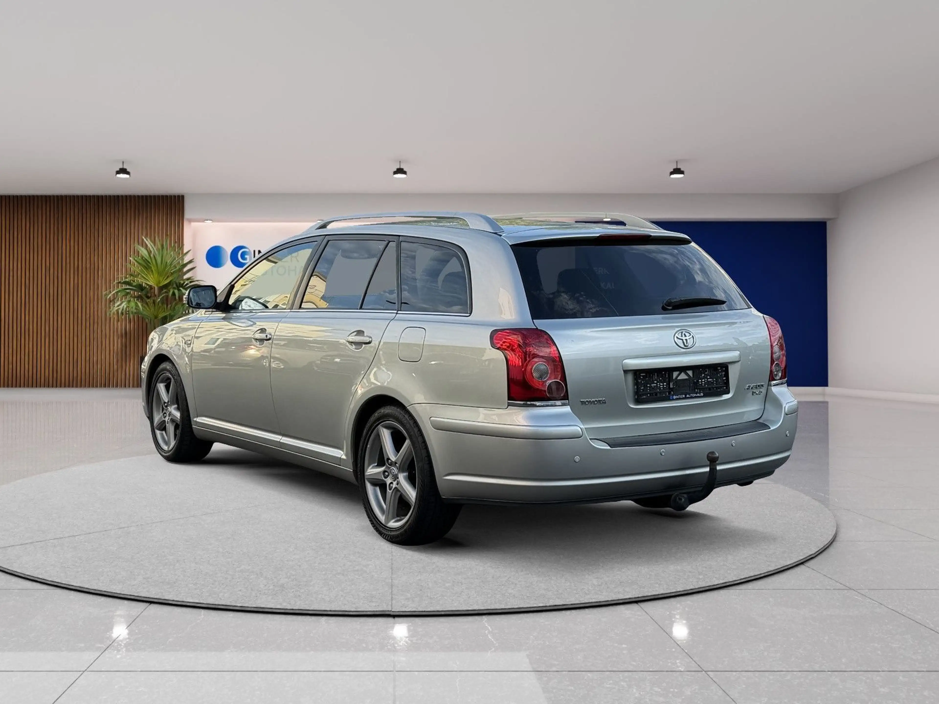Toyota Avensis 2.2 D-CAT Sol*Top Zustand*Scheckheft* — photo 5