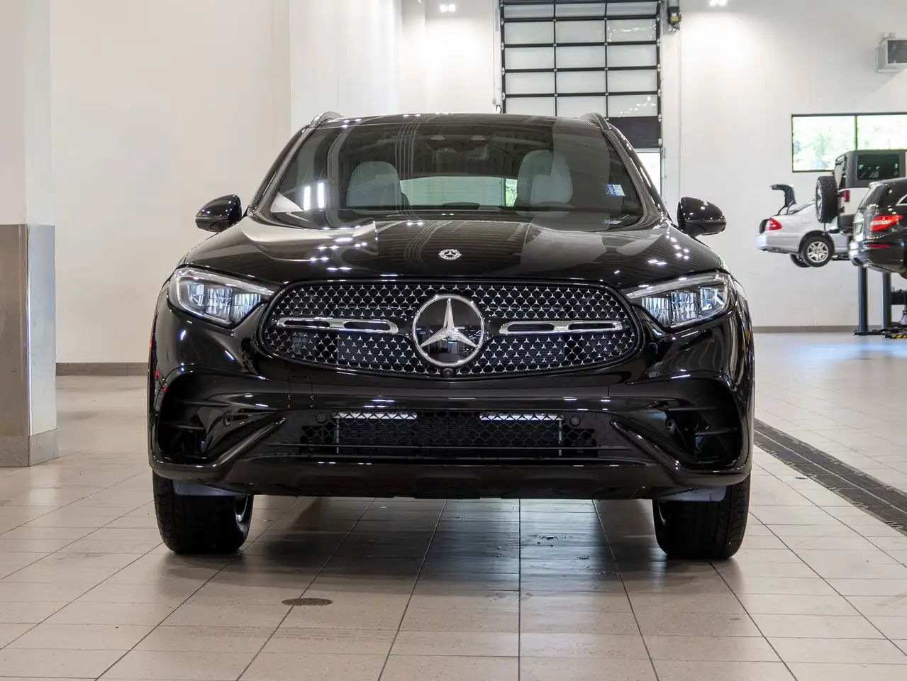 Mercedes-Benz GLC снимка Mercedes-Benz GLC