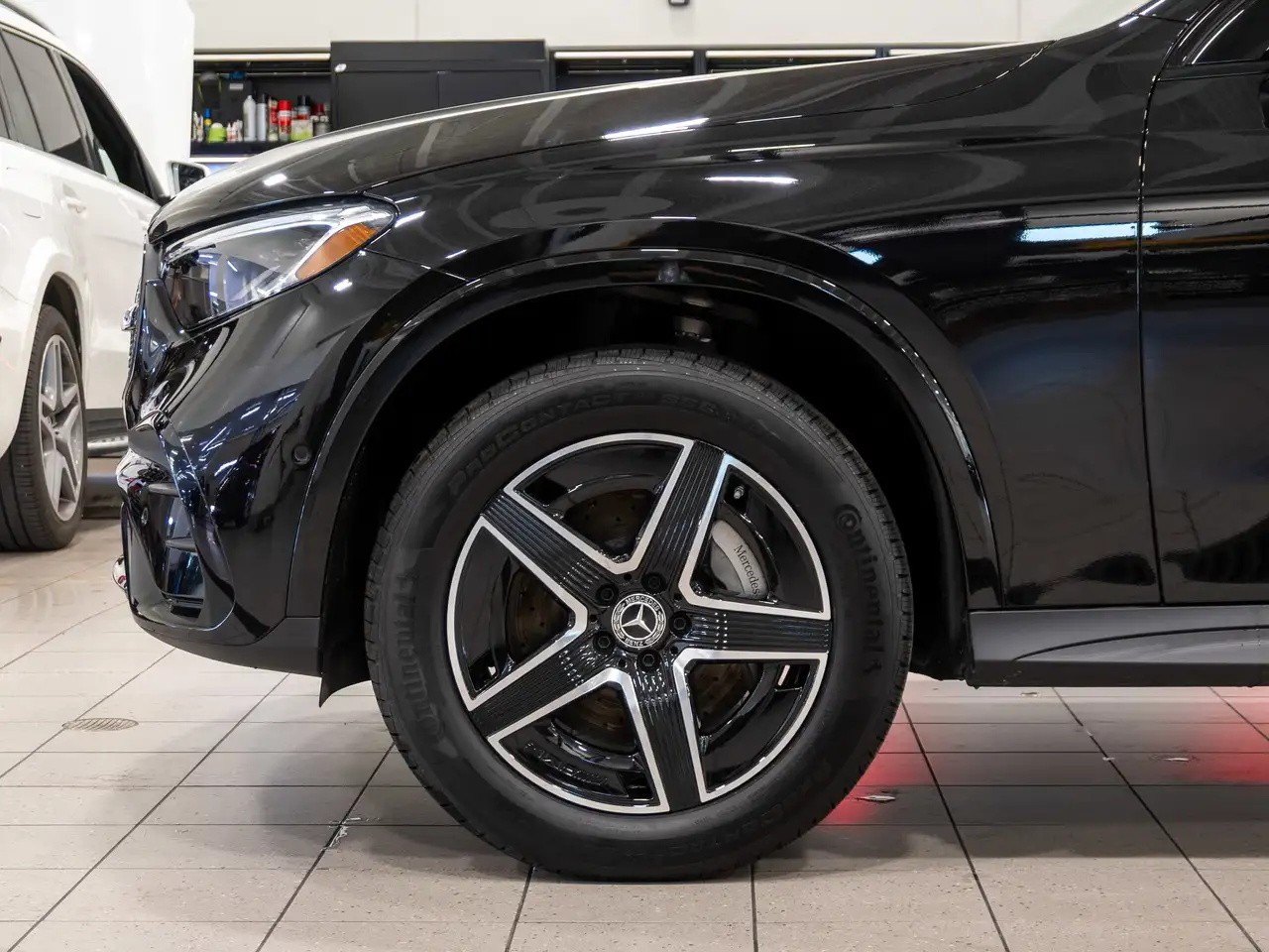 Mercedes-Benz GLC снимка Mercedes-Benz GLC