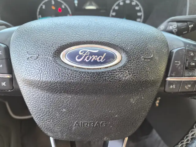 Ford Transit Custom view 24