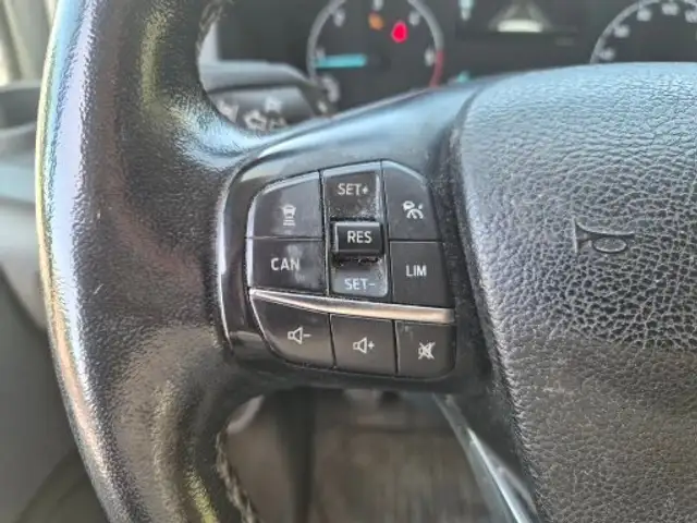 Ford Transit Custom view 23