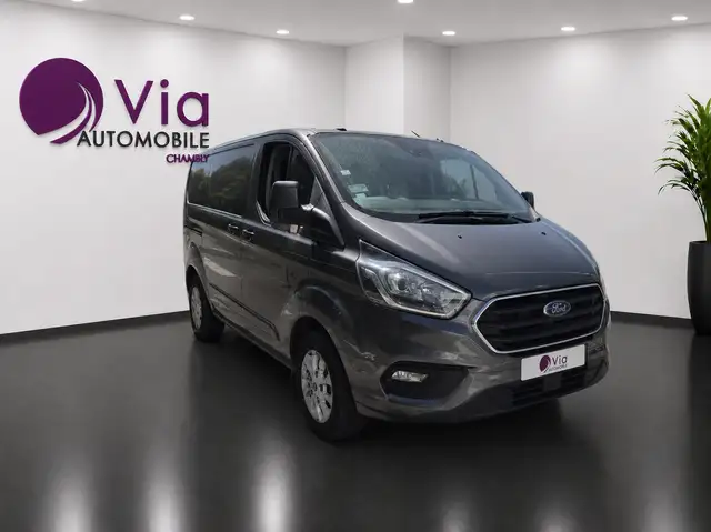 Ford Transit Custom view 3