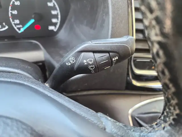 Ford Transit Custom view 26