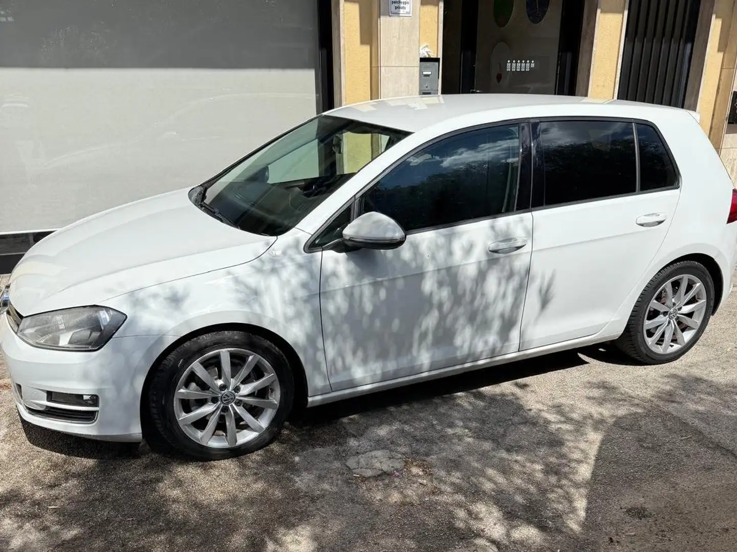 Volkswagen Golf Golf VII 2013 5p 1.6 tdi Comfortline 110cv Bianco - 2