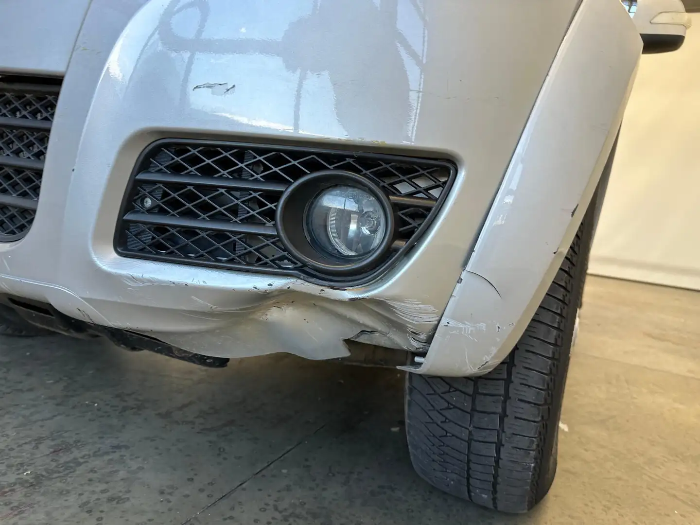 Great Wall Steed Steed5 DC 2.0 tdi 4x4 E5+ Silber - 2