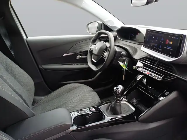 Peugeot 208 view 11