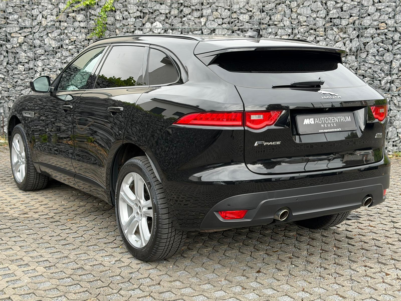 Jaguar F-Pace 2.0 RSport *RFK *AWD *CARPLAY *AMBIENTE — photo 6