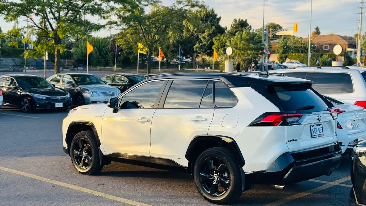 Toyota RAV 4 снимка Toyota RAV 4