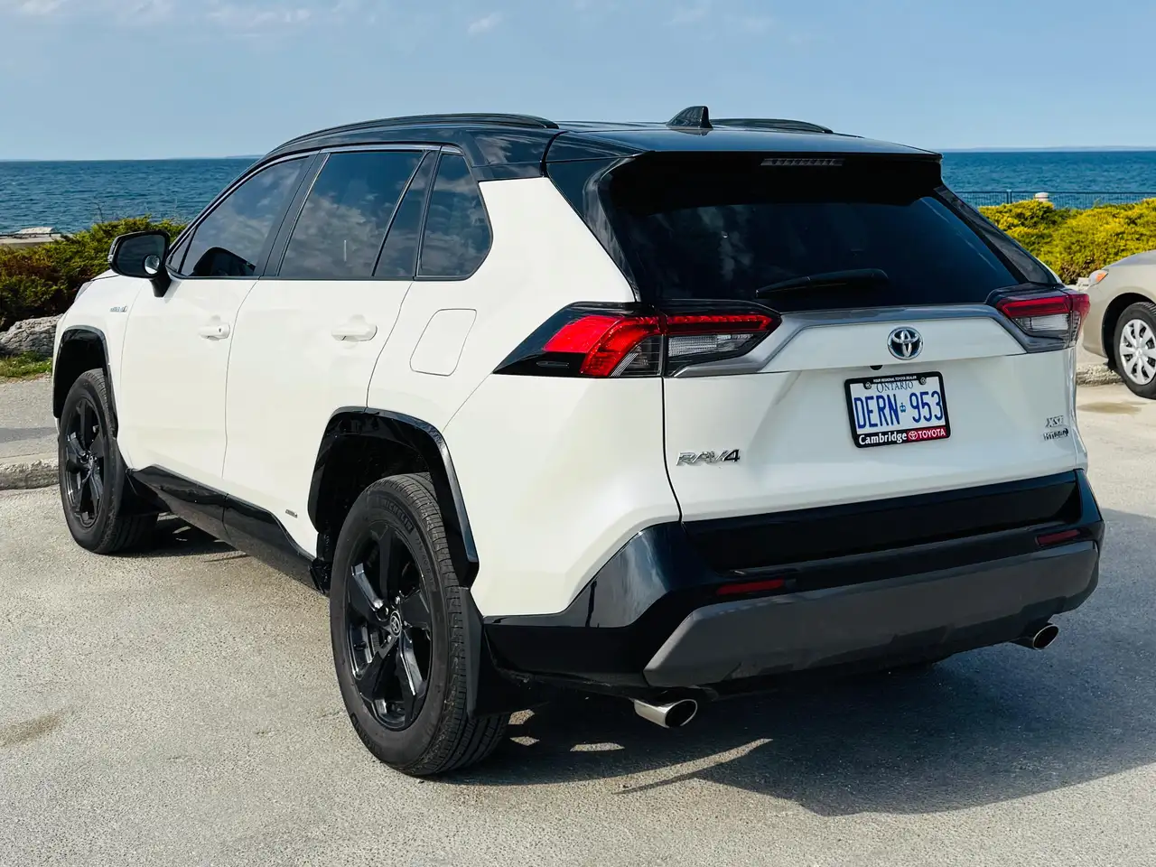 Toyota RAV 4 снимка Toyota RAV 4