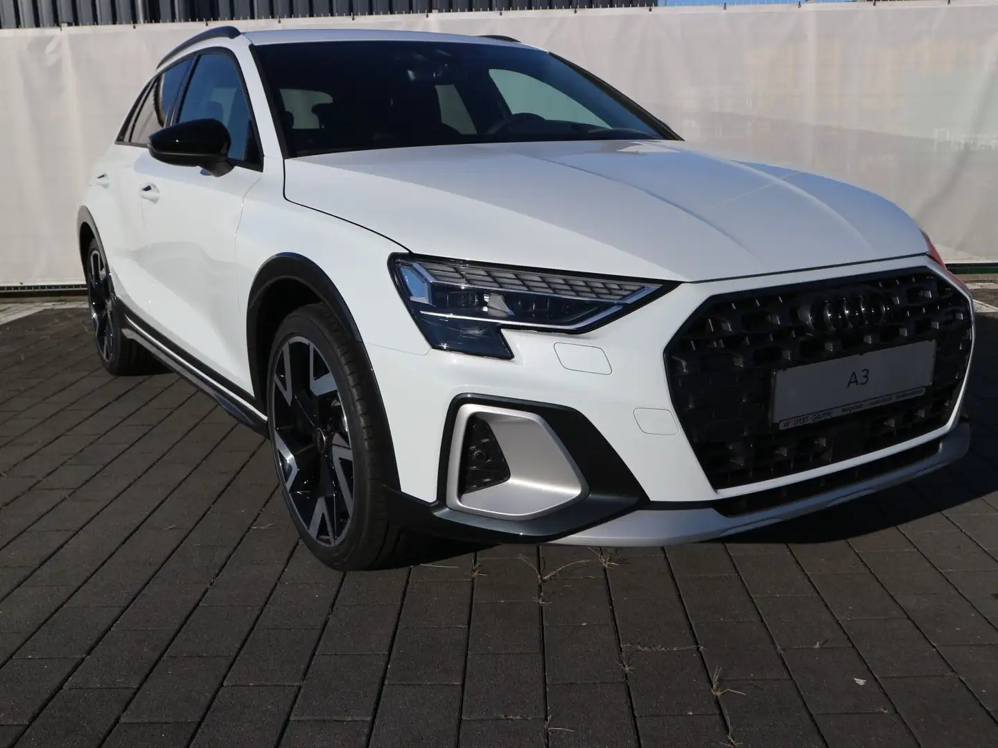 Audi A3 35 TFSI S tronic*MATRIX*AHK*ACC* Blanc - 2