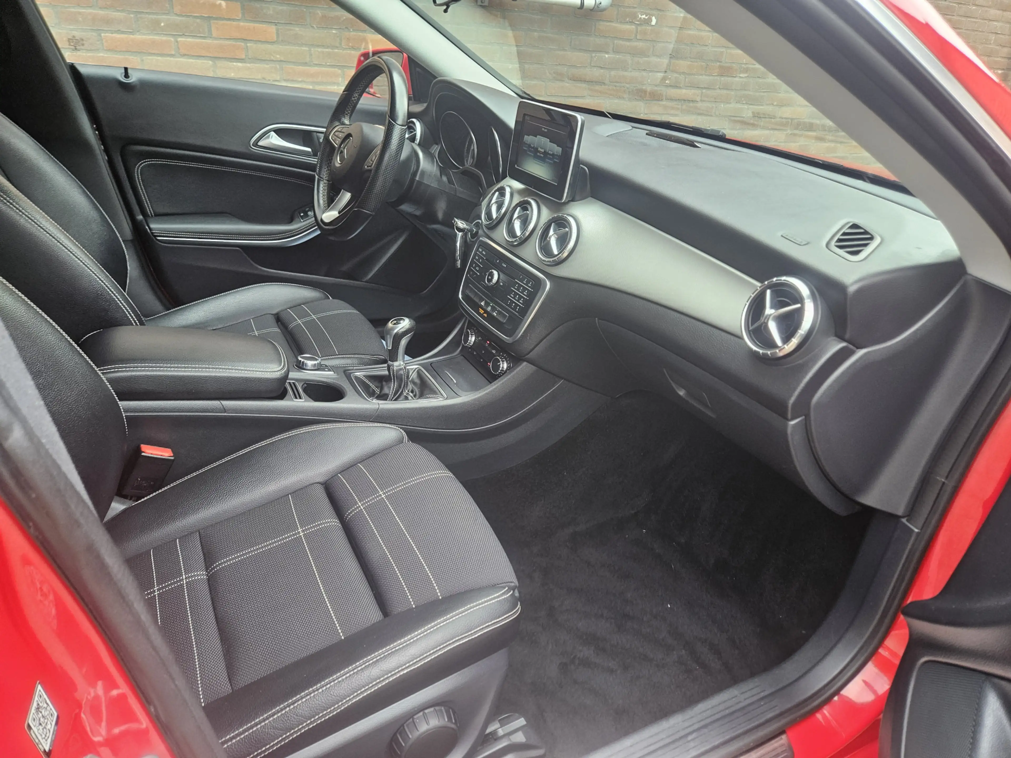 Mercedes-Benz CLA 180 Shooting Brake Ambition — photo 28