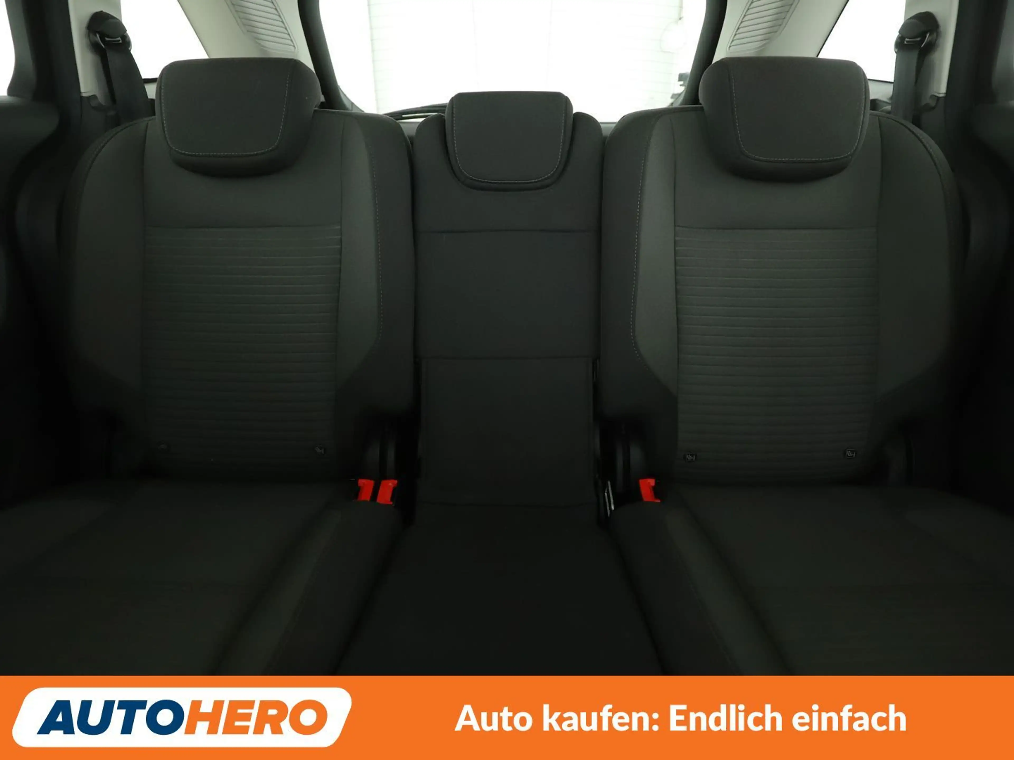 Ford Grand C-Max 1.5 EcoBoost Titanium*NAVI*PDC*SHZ*TEMPO*ALU* — photo 15