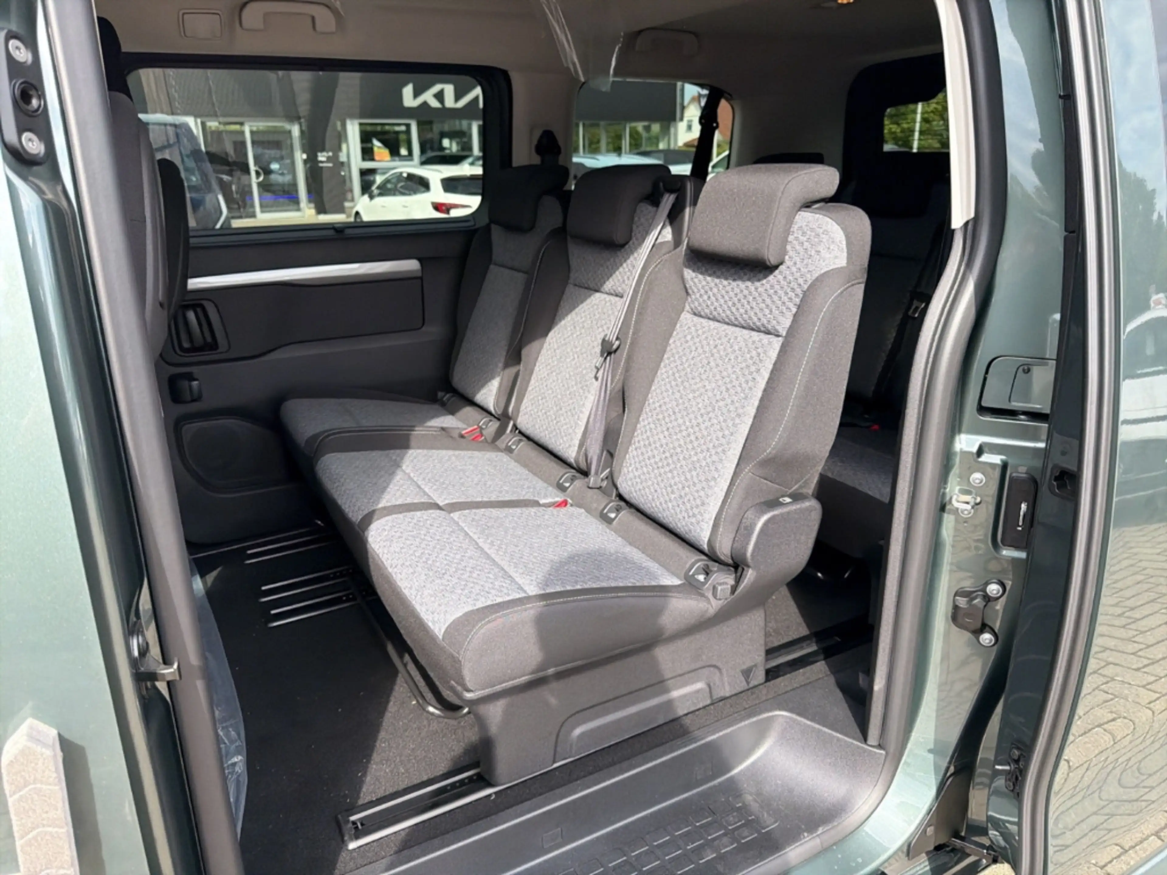 Toyota Proace Verso L1 ANHÄNGERKUPPLUNG Teamplayer Navi LED ACC — photo 11