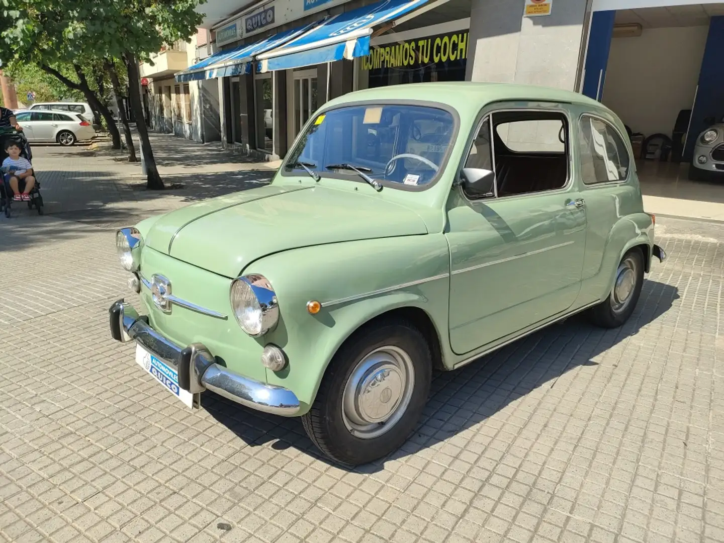 SEAT 600 E Зелёный - 1