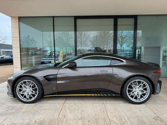 Aston Martin V8 007 Edition *Aston Martin Memmingen*