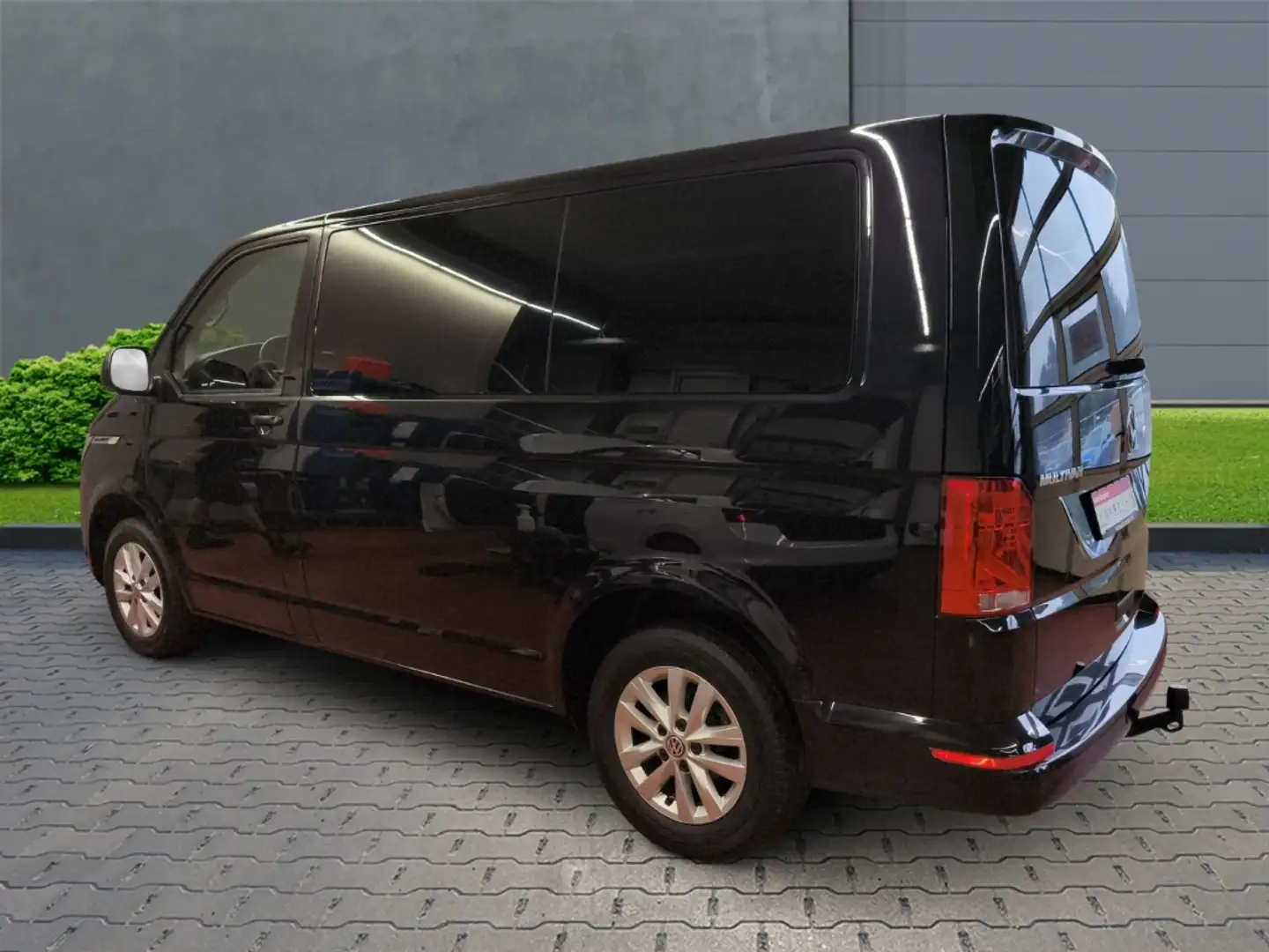 Volkswagen T6.1 Multivan Family FWD 2.0 TDI+AHK+Navi Negro - 2
