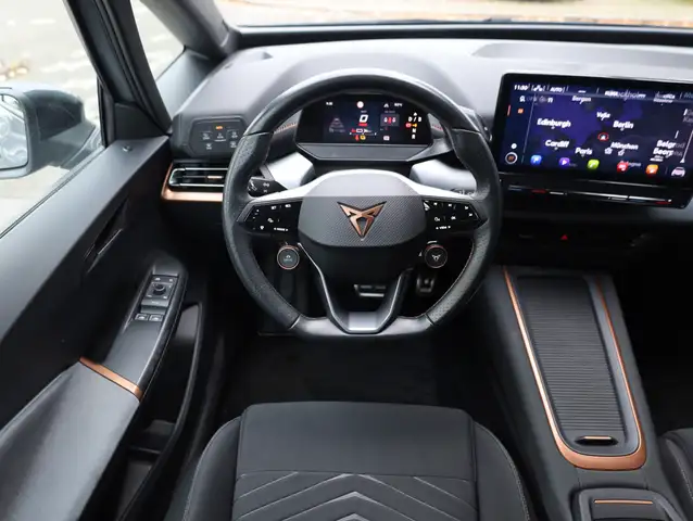 CUPRA Born view 15