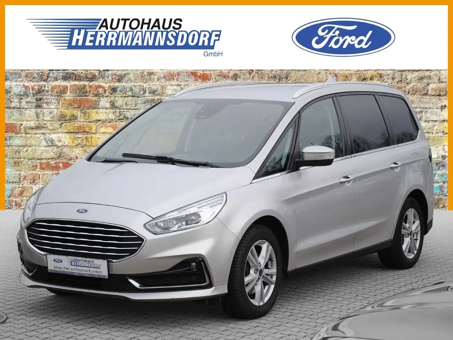 Ford Galaxy Van/Kleinbus in Silber gebraucht in Zwenkau für € 24.585,-