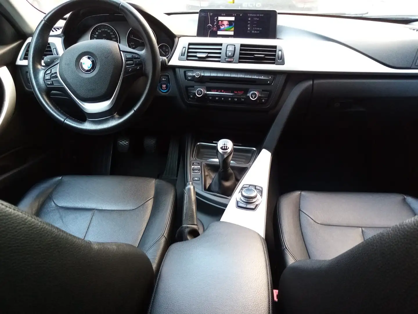 BMW 320 320d 163 ch EfficientDynamics Edition - 2