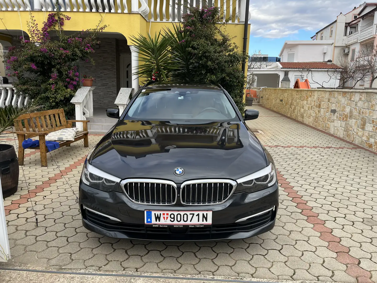 BMW 518 518d Touring Aut. - 1