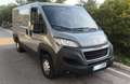 Peugeot Boxer Boxer Furgón 2.2BlueHDI 330 L1H1 S Gris - thumbnail 3