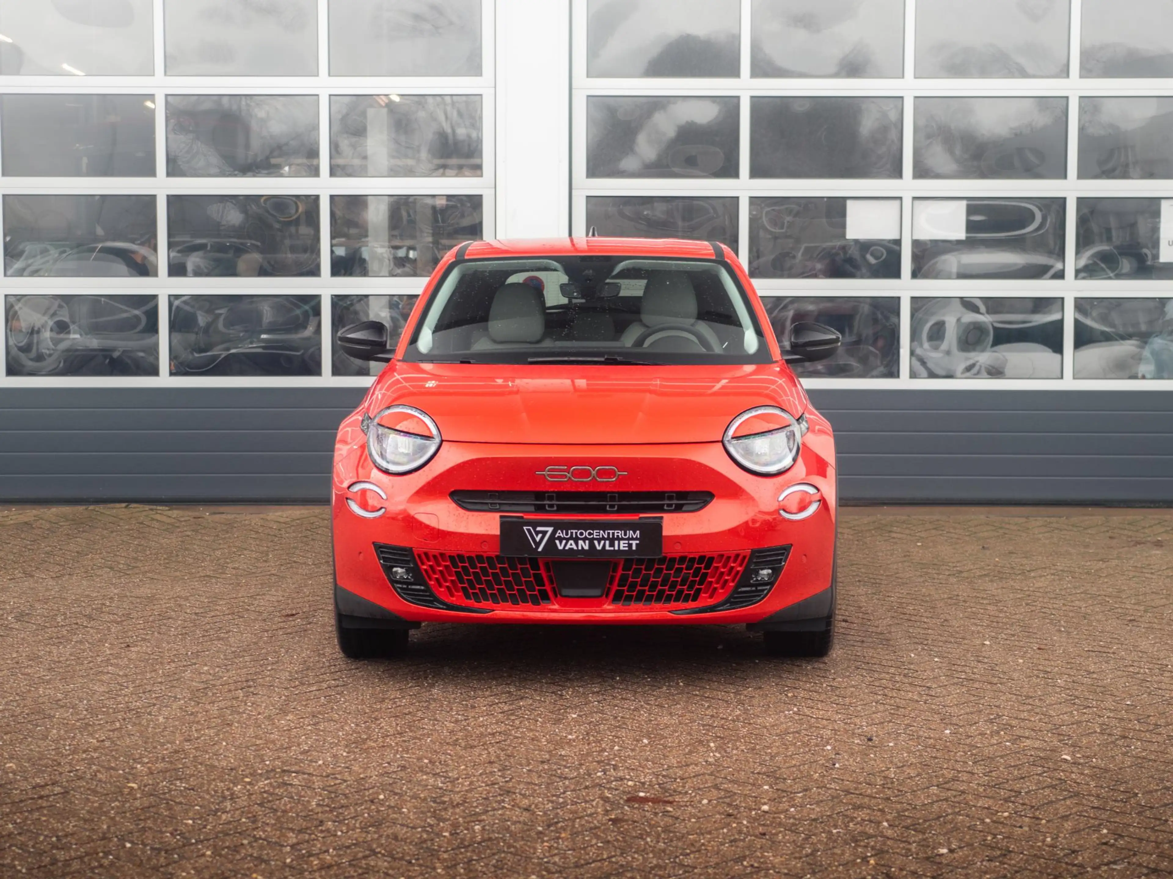 Fiat 600e La Prima 54 kWh | 17% Bijtelling | Carplay | Elek. — photo 2