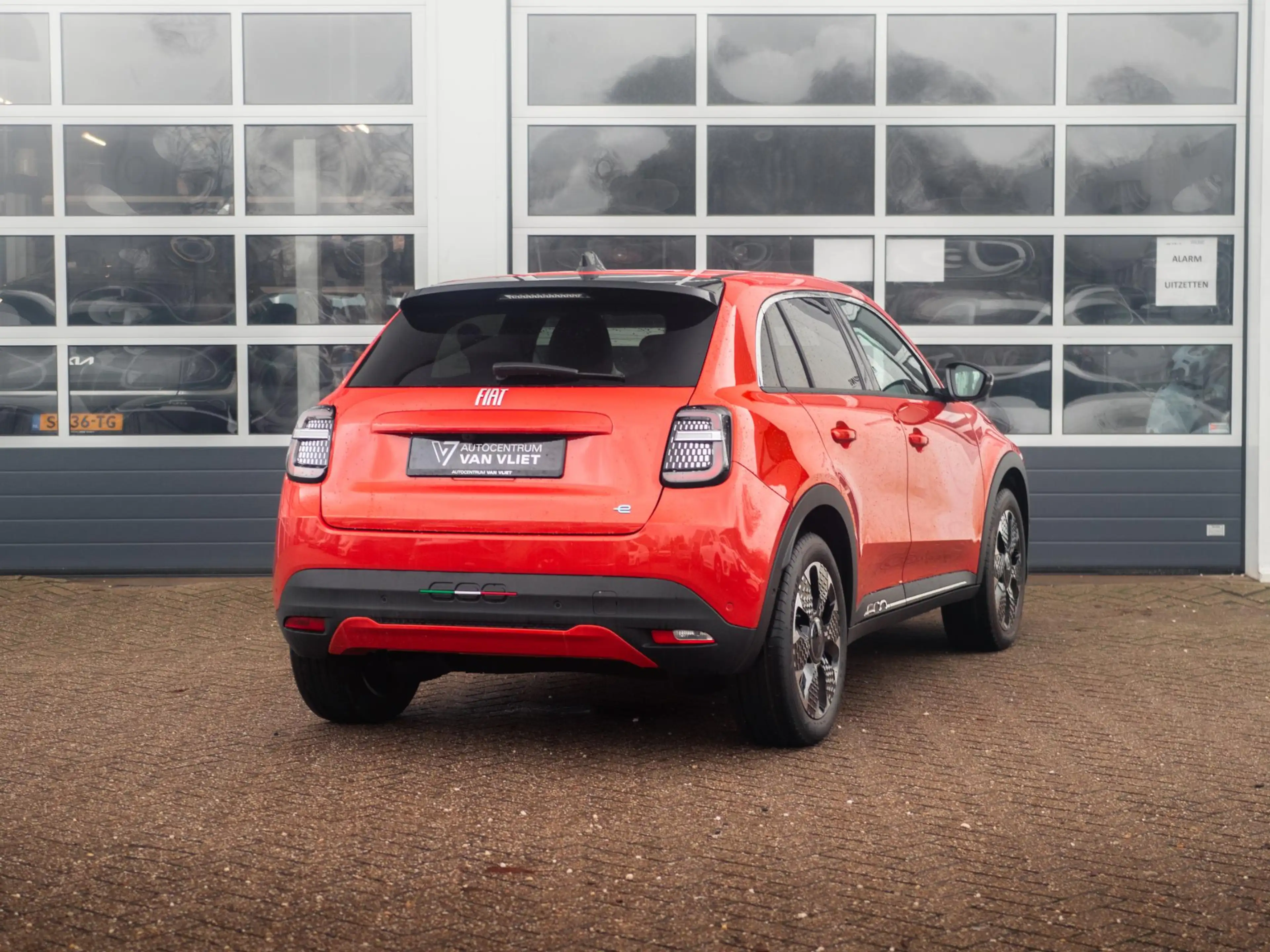 Fiat 600e La Prima 54 kWh | 17% Bijtelling | Carplay | Elek. — photo 5