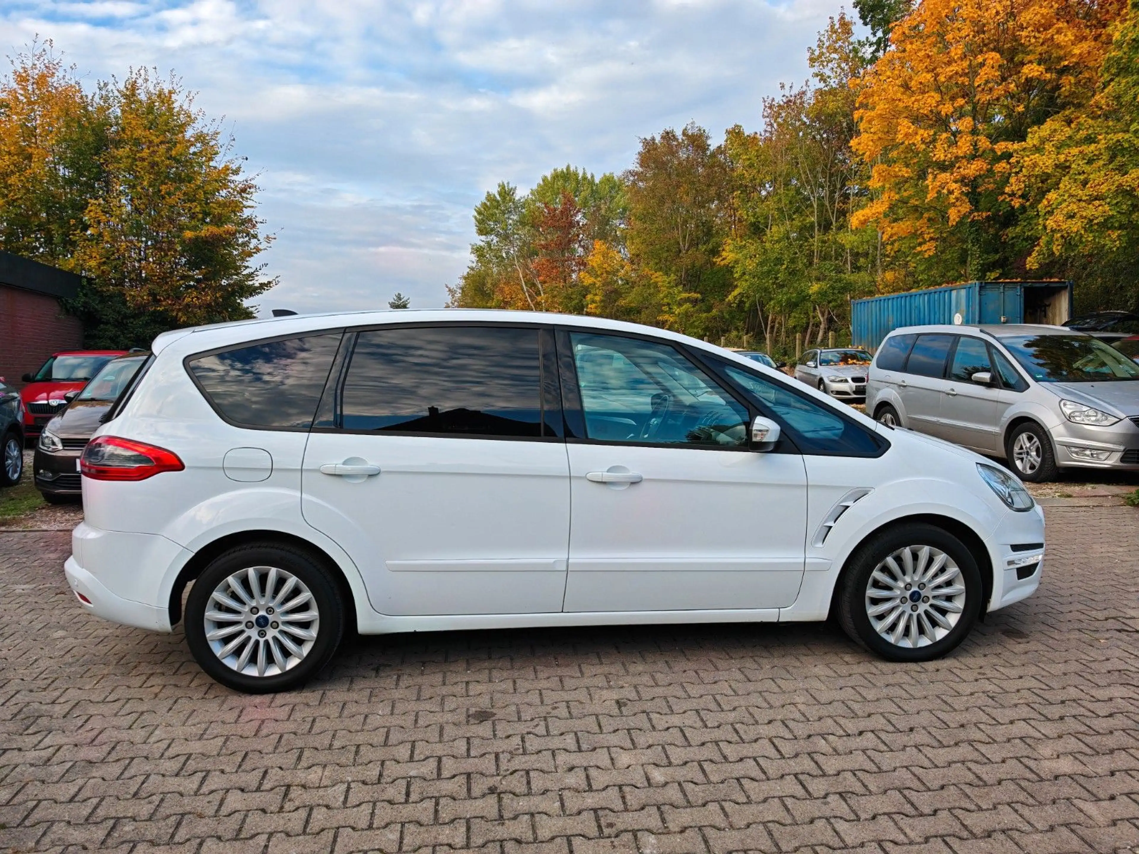 Ford S-Max Sport Edition 2.0 d 120 kw 7 Sitze Tüv — photo 10