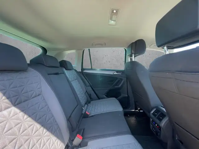 Volkswagen Tiguan view 14